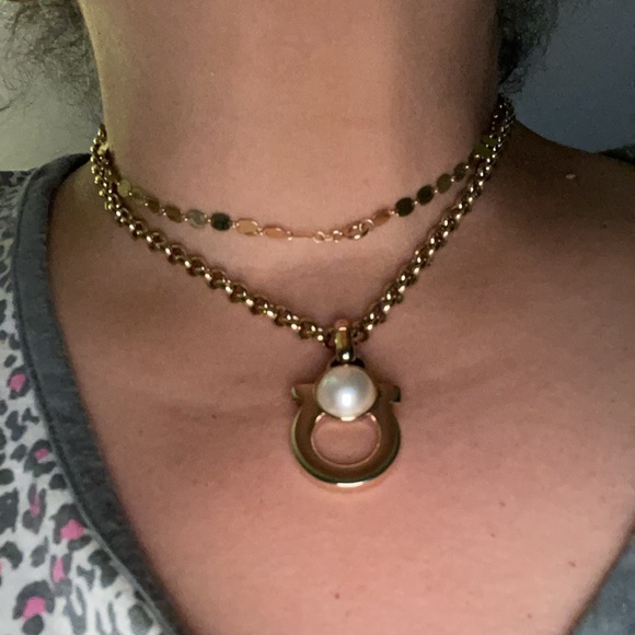 Preloved Salvatore Ferragamo necklace n earrings set excellent condition size 8” - Picture 11 of 12